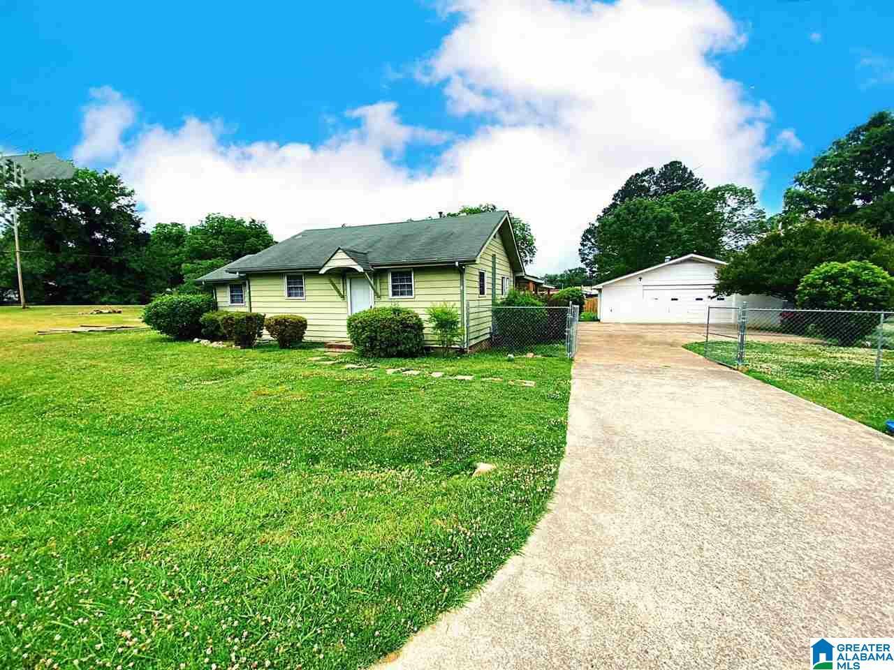 Property Photo:  611 N Center Avenue  AL 36272 