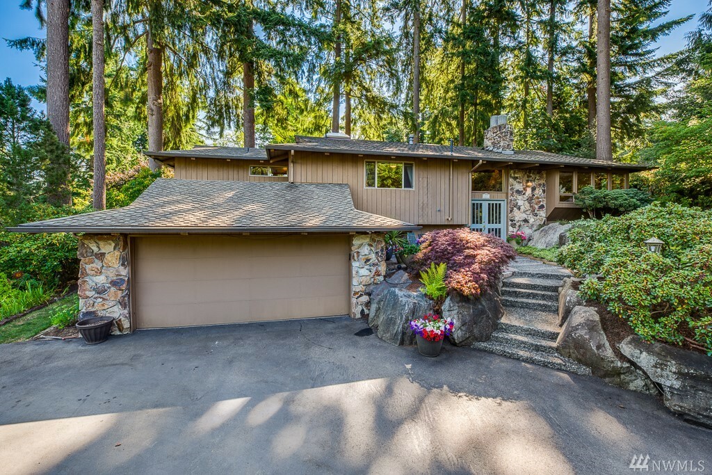 Property Photo:  4909 Fowler Ave  WA 98203 