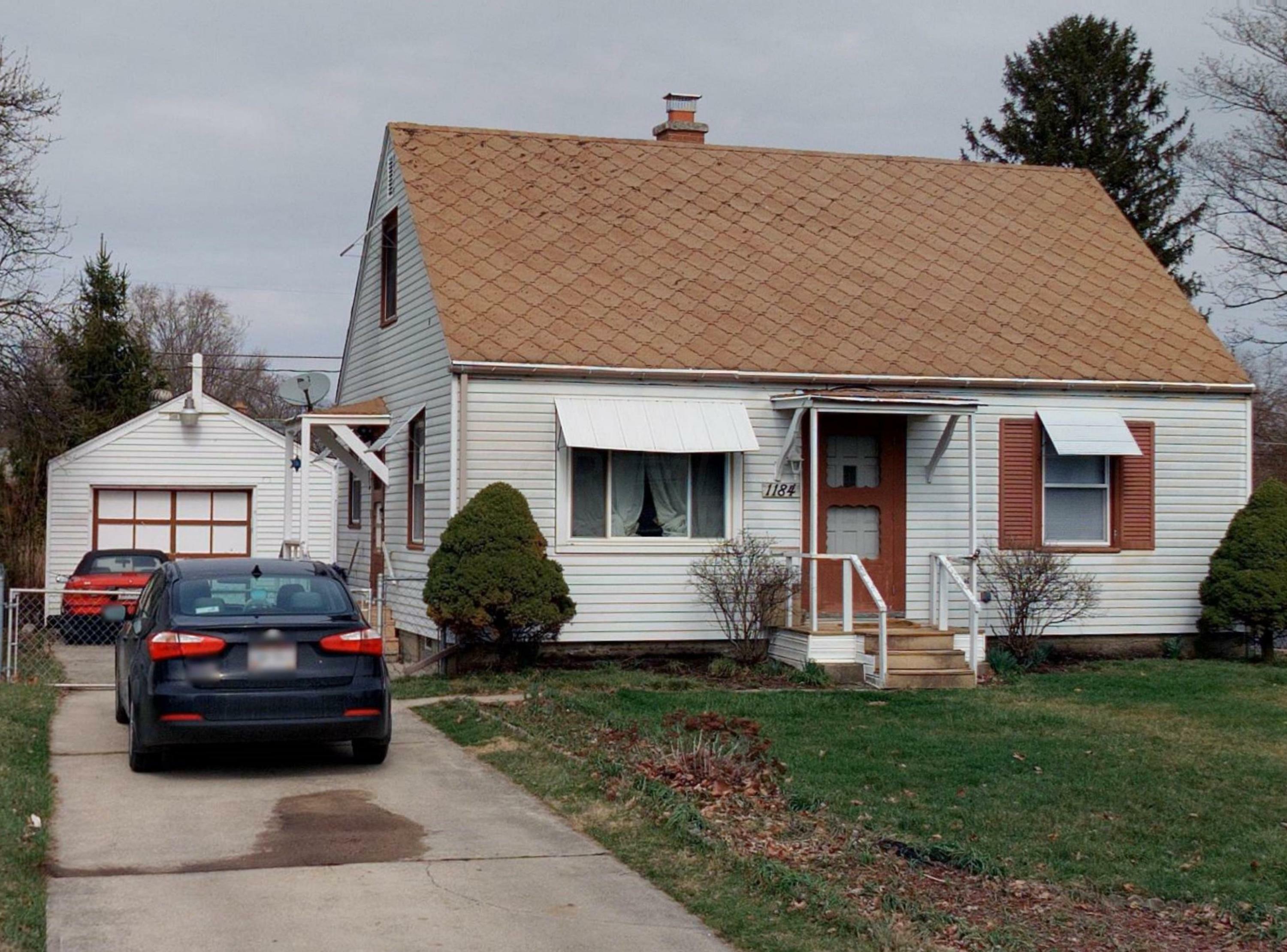 Property Photo: 1184 Lenore Avenue OH 43224