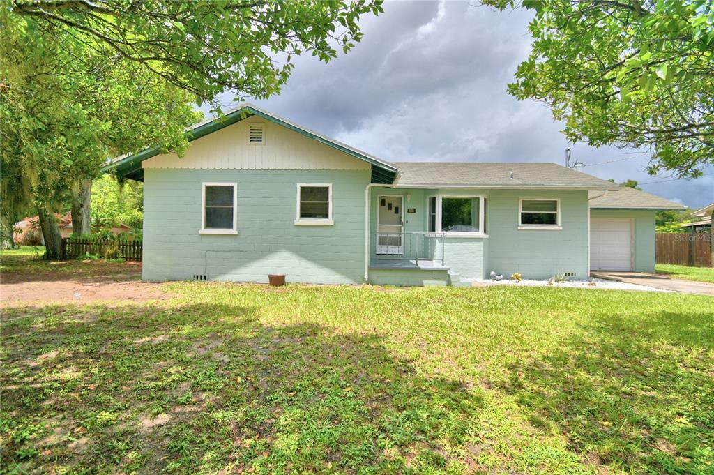 Property Photo:  835 Avenue F NE  FL 33881 