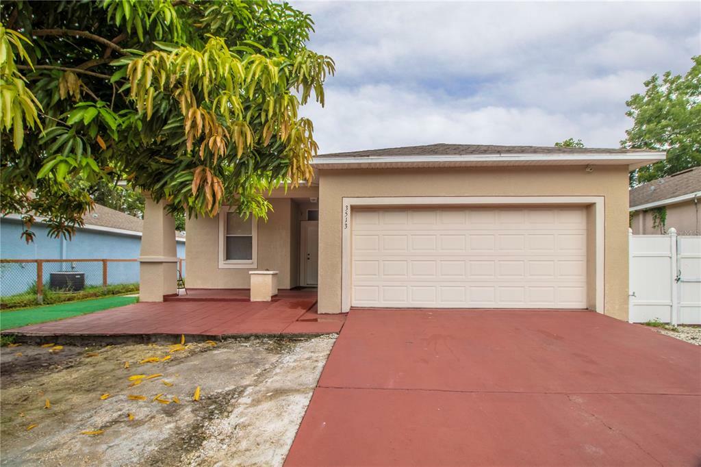 Property Photo:  3513 Cone Court  FL 33605 