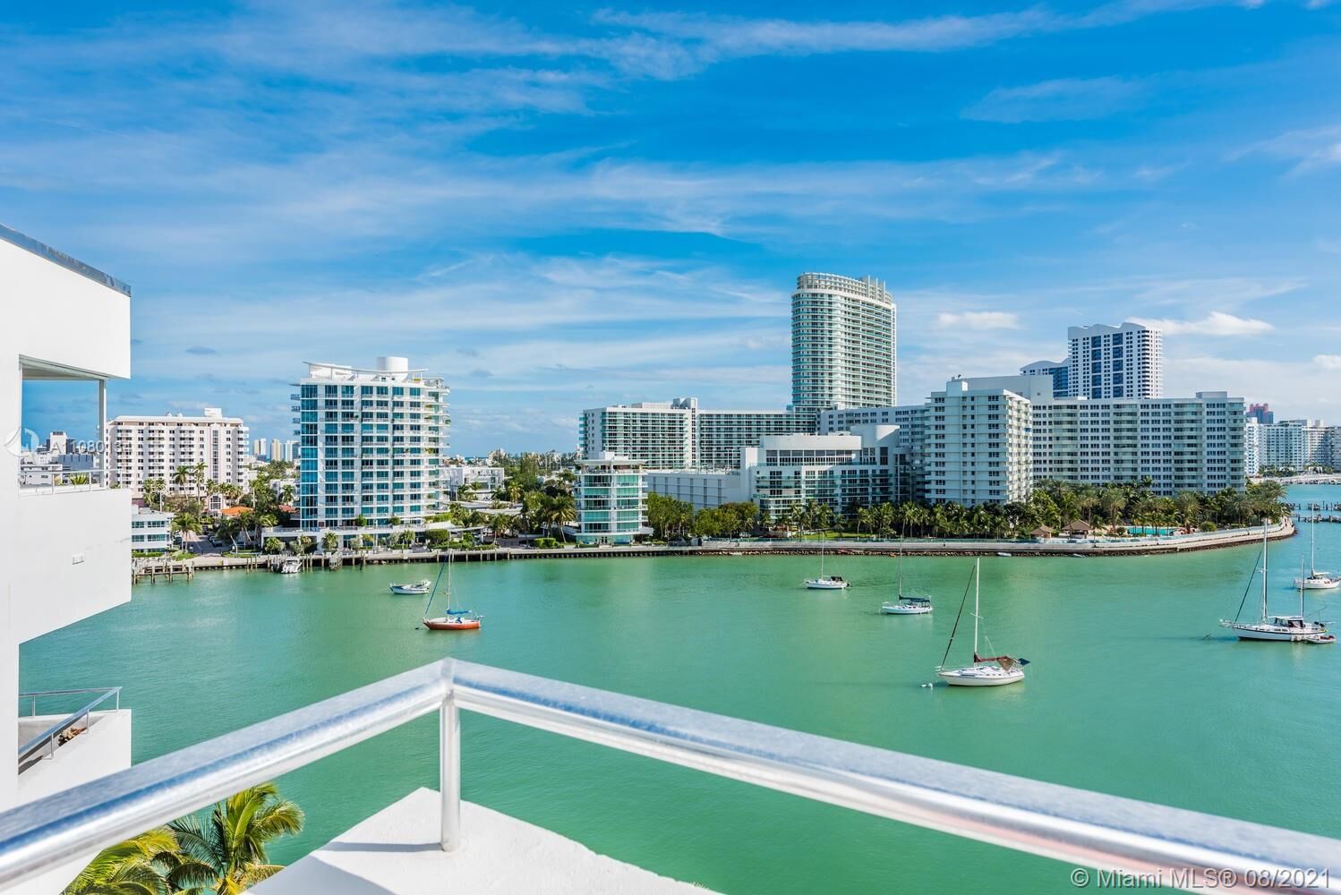 Property Photo:  16 Island Ave 8F  FL 33139 