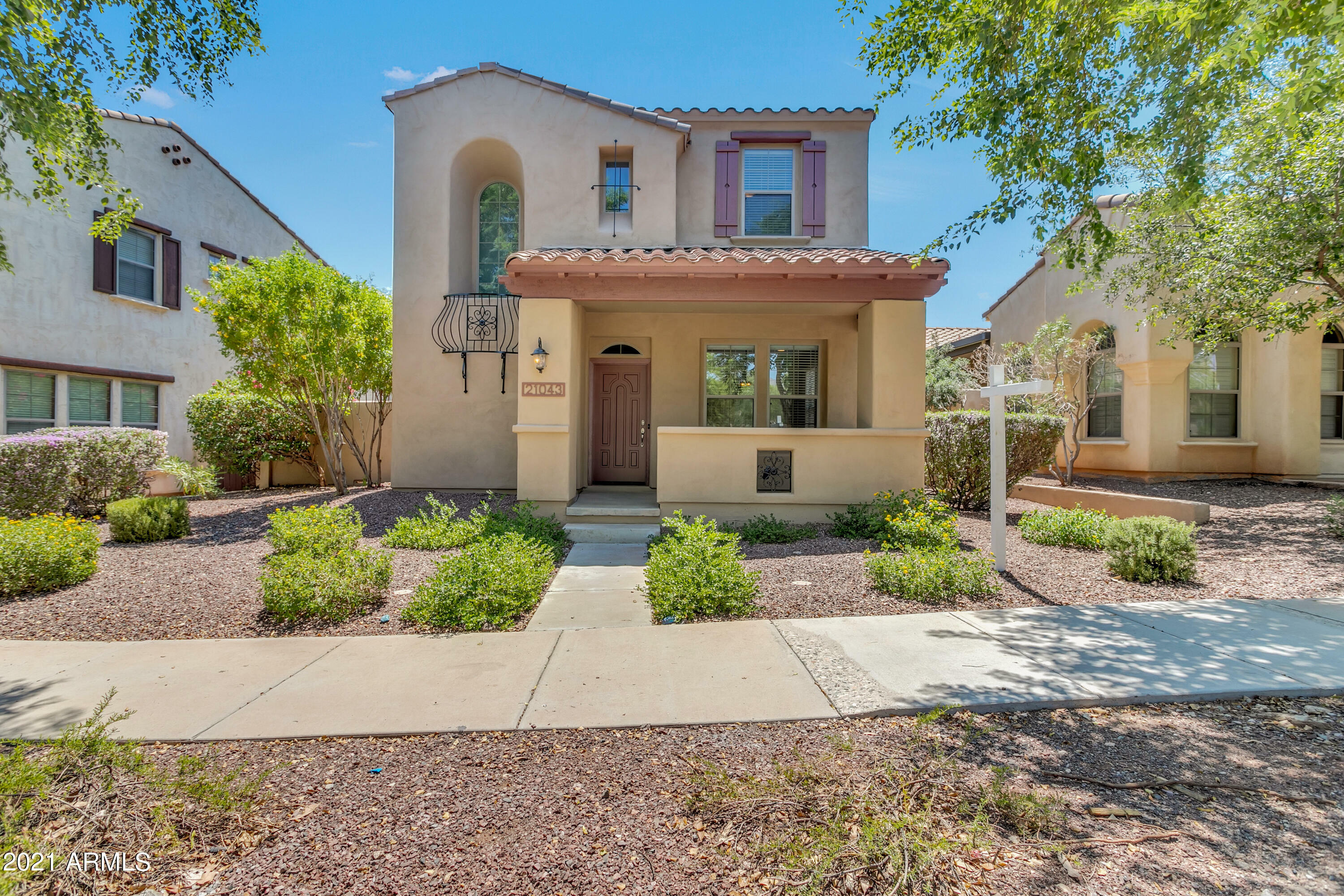 Property Photo:  21043 W Court Street  AZ 85396 