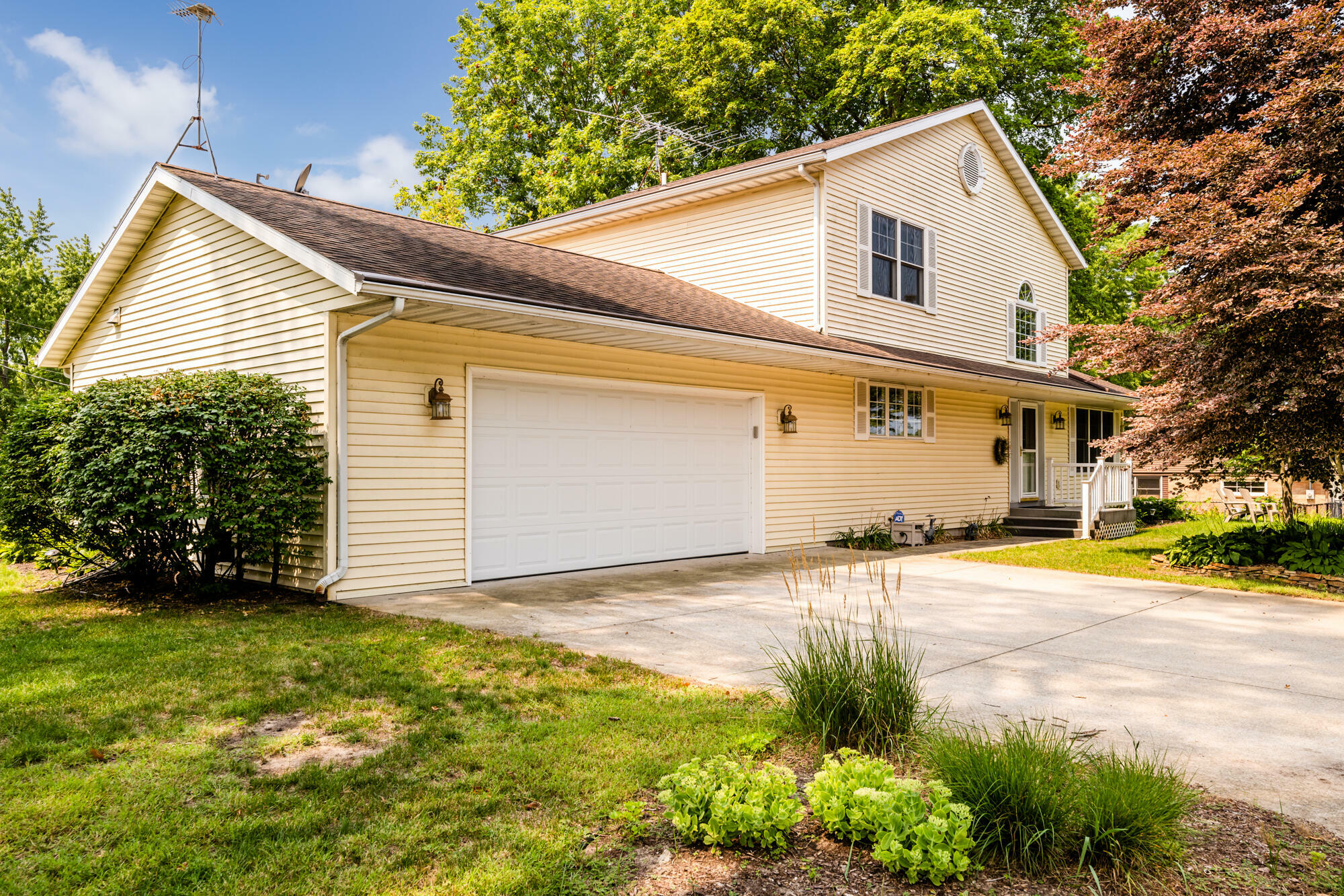 Property Photo:  7086 N Maple Drive  MI 49038 