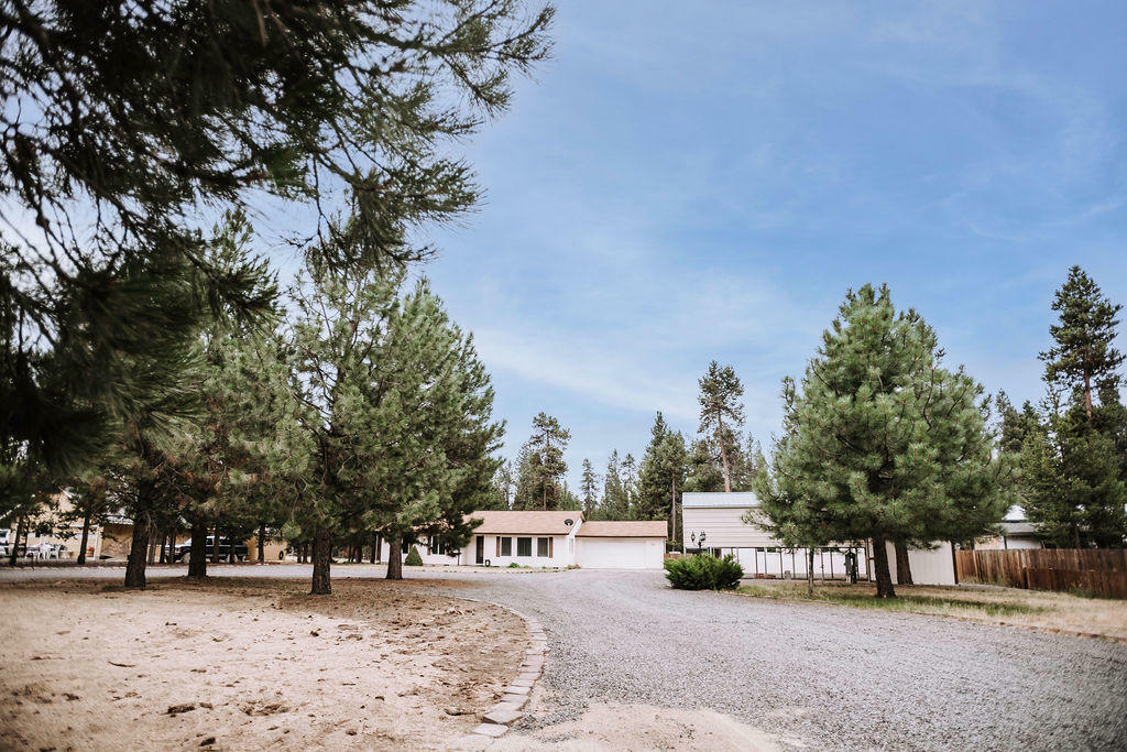Property Photo: 15477 Liberty Road OR 97739