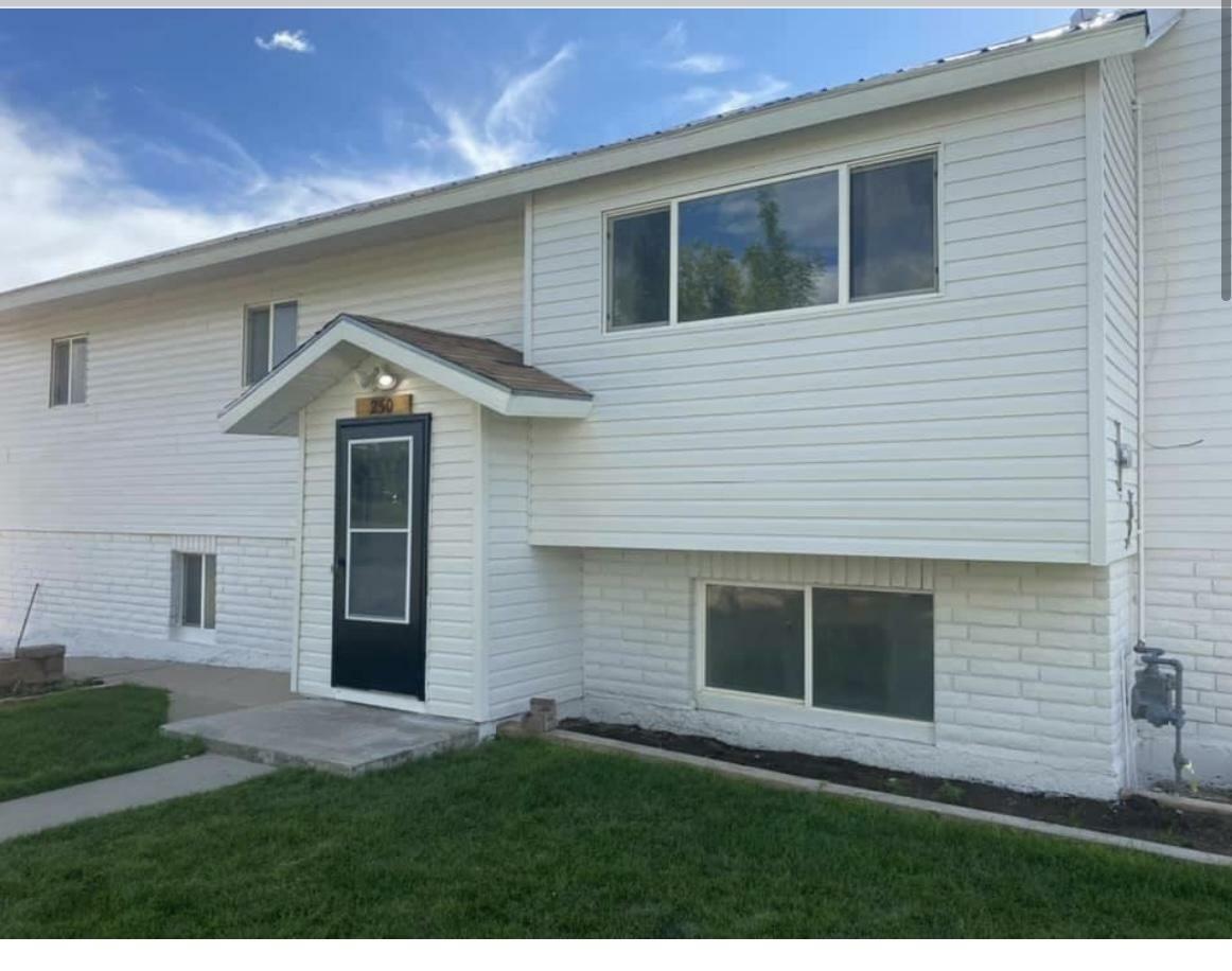 Property Photo: 250 S 400 E UT 84725