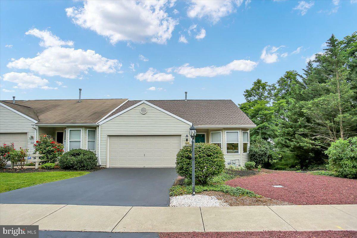 Property Photo:  5814 Hidden Lake Drive  PA 17111 