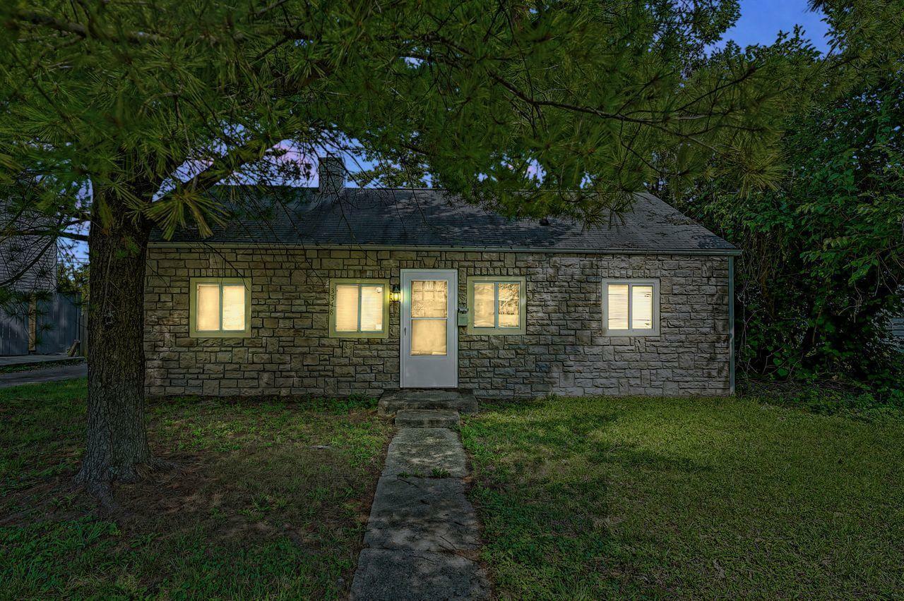 Property Photo: 3348 Dale Avenue OH 43213
