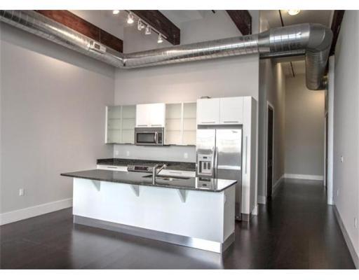 Property Photo:  154 W 2nd St 208  MA 02127 