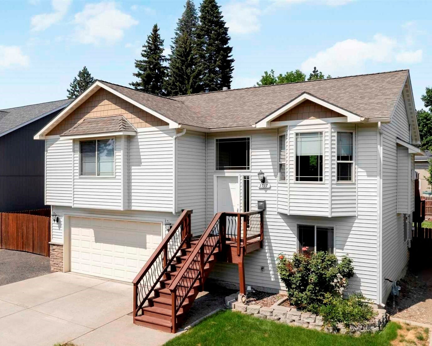 Property Photo: 3717 E 34th Ave WA 99223