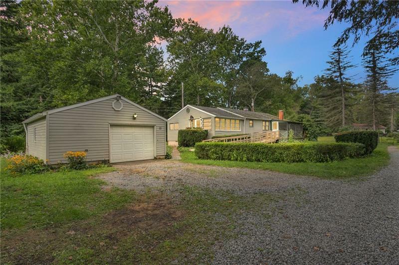 Property Photo: 201 Edgewater Dr PA 16141