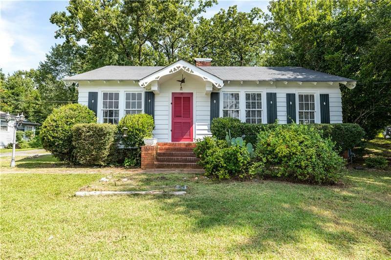 Property Photo:  504 Charlton St  GA 30165 