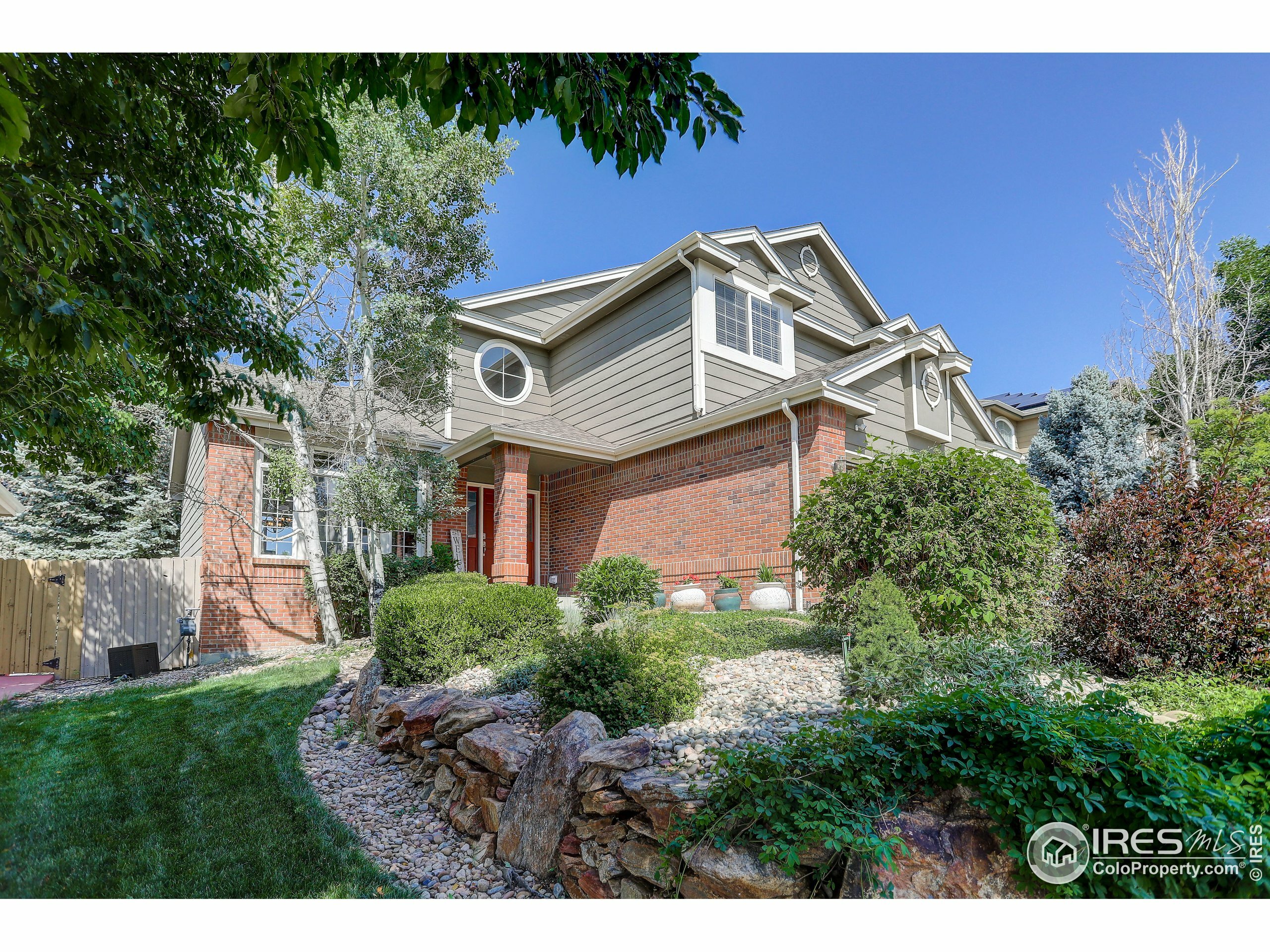 Property Photo: 832 Eldorado Dr CO 80027