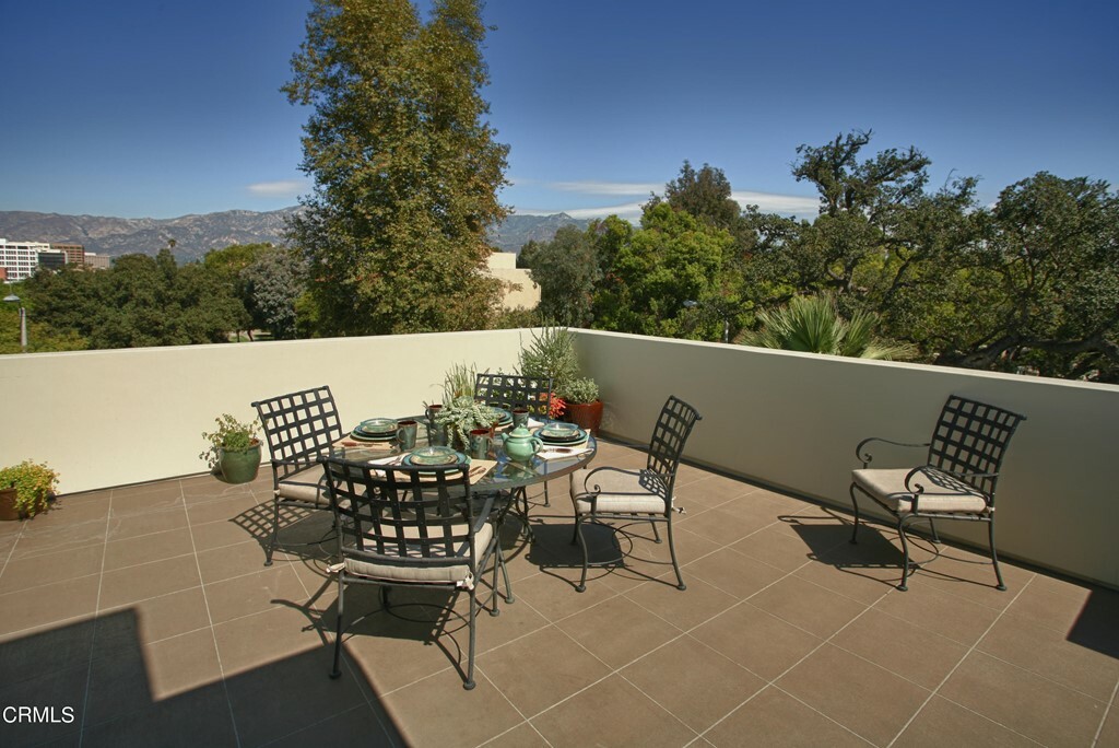 Property Photo:  920 Granite Drive 406  CA 91101 