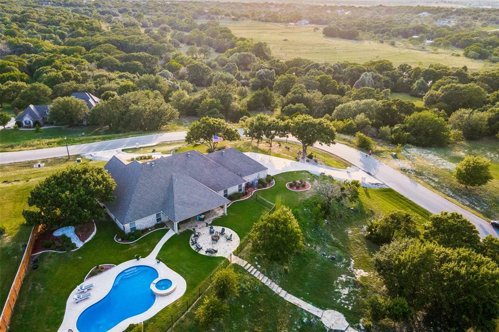 Property Photo: 188 Arapahoe Ridge TX 76087