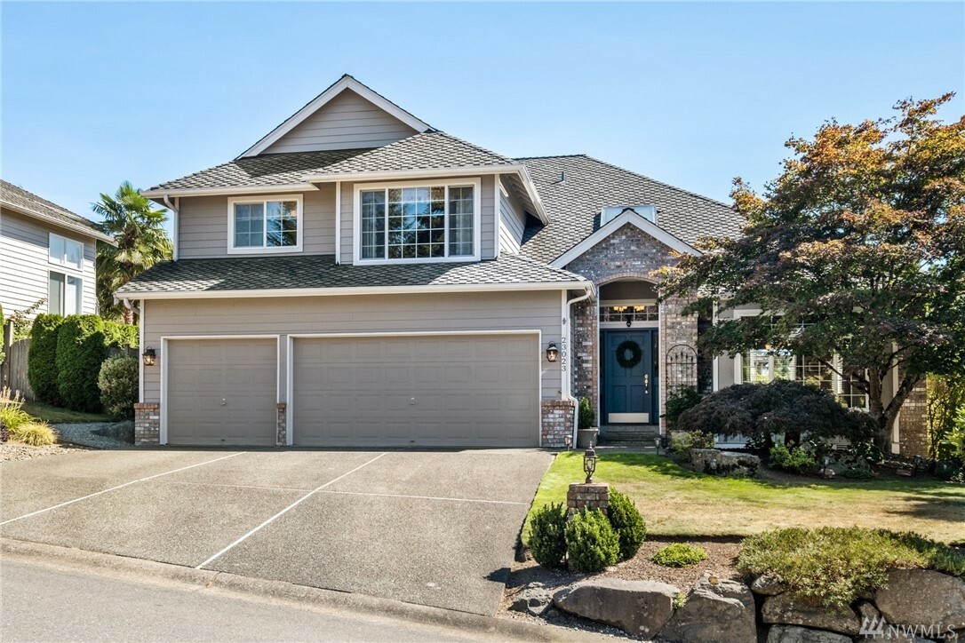 Property Photo: 23023 SE 248th Place WA 98038