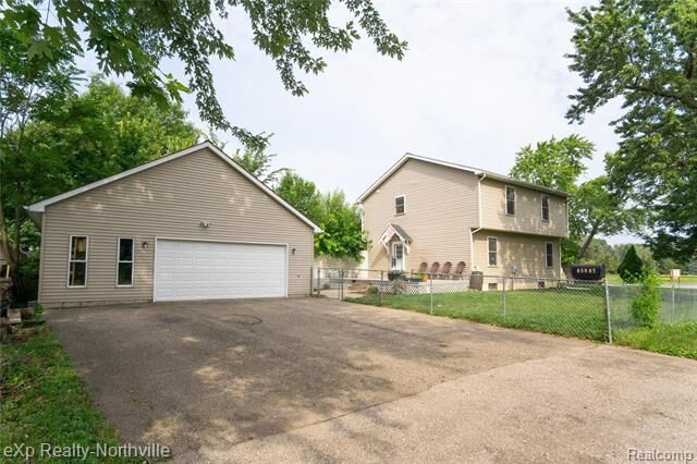 15817 W 13 Mile Road  Southfield MI 48076 photo