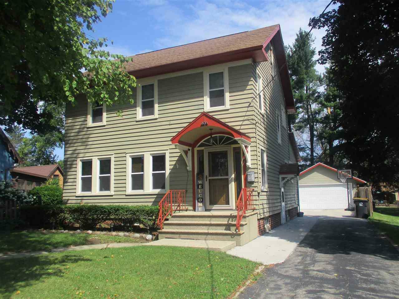 Property Photo:  404 Prospect Ave  WI 53916 