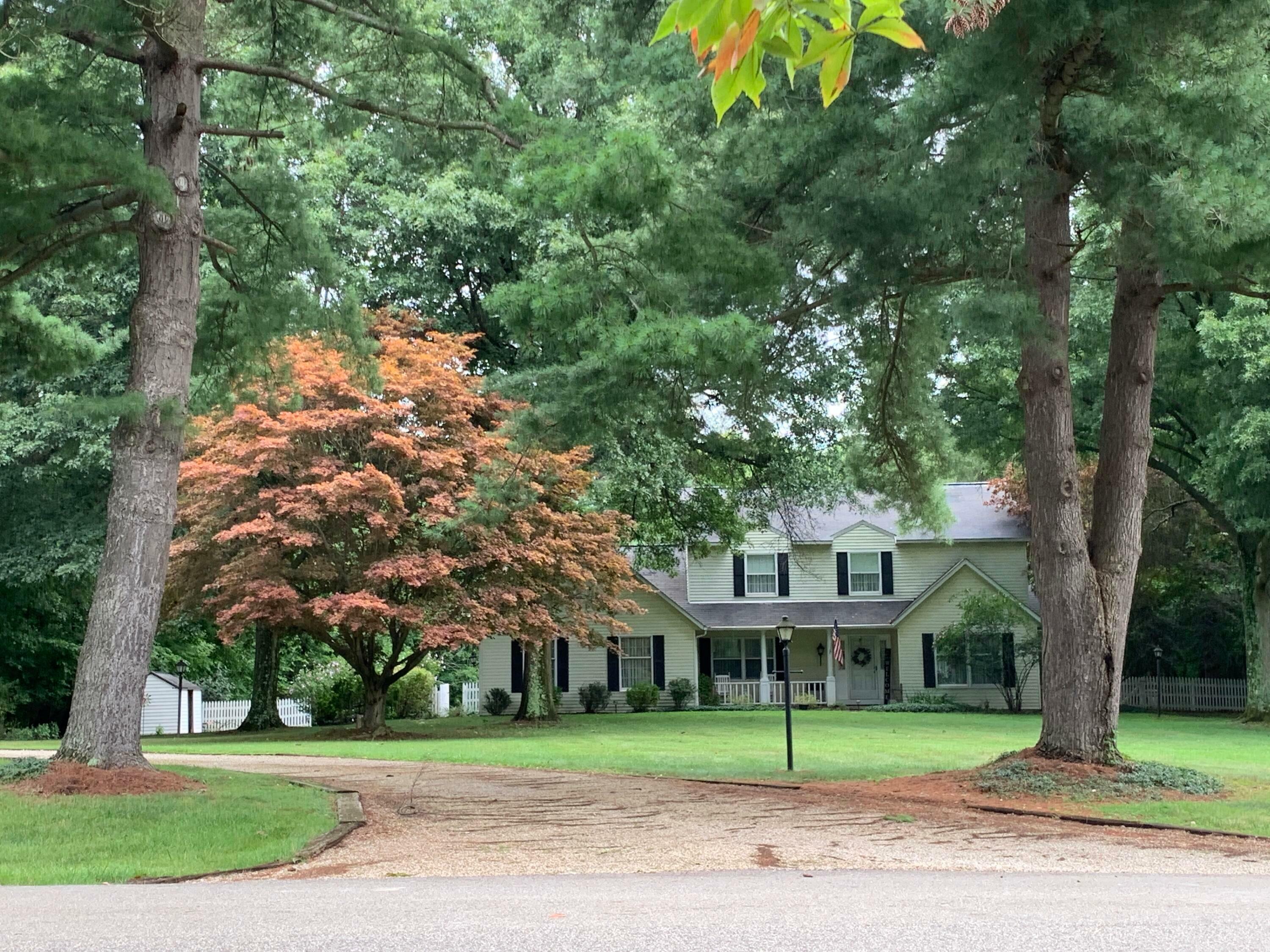 Property Photo: 398 Llanberis Drive OH 43023