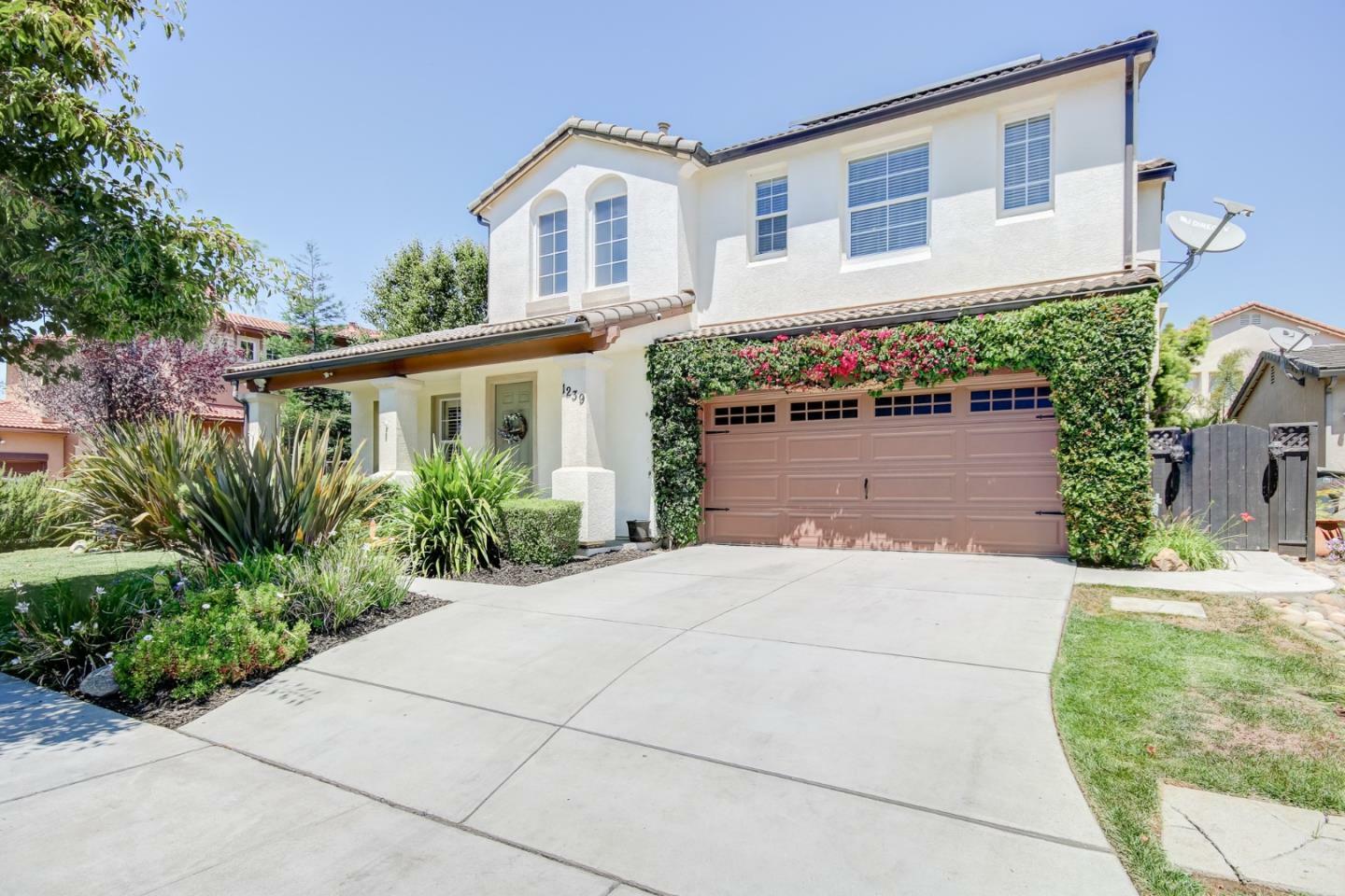 Property Photo:  1239 Campania Way  CA 93905 