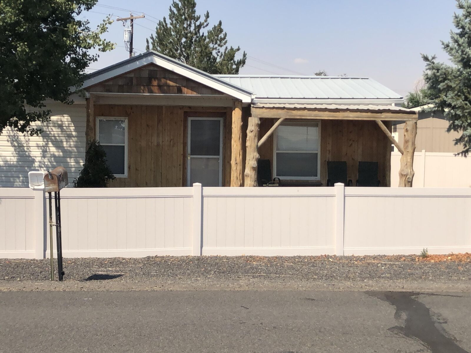 Property Photo: 297 9th Street OR 97741