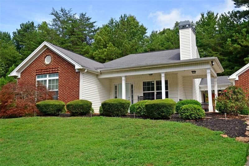 Property Photo: 6937 Anderson Lake Road GA 30534