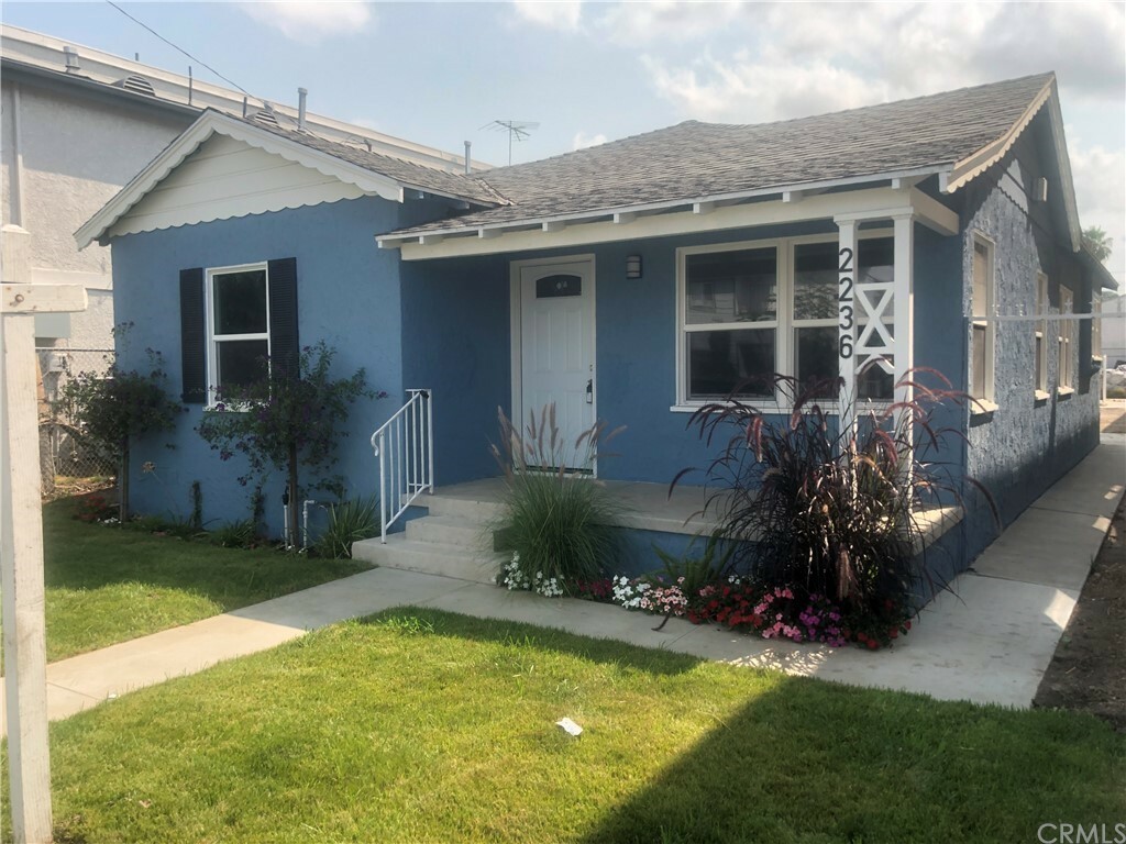 Property Photo:  2236 Lewis Avenue  CA 90806 