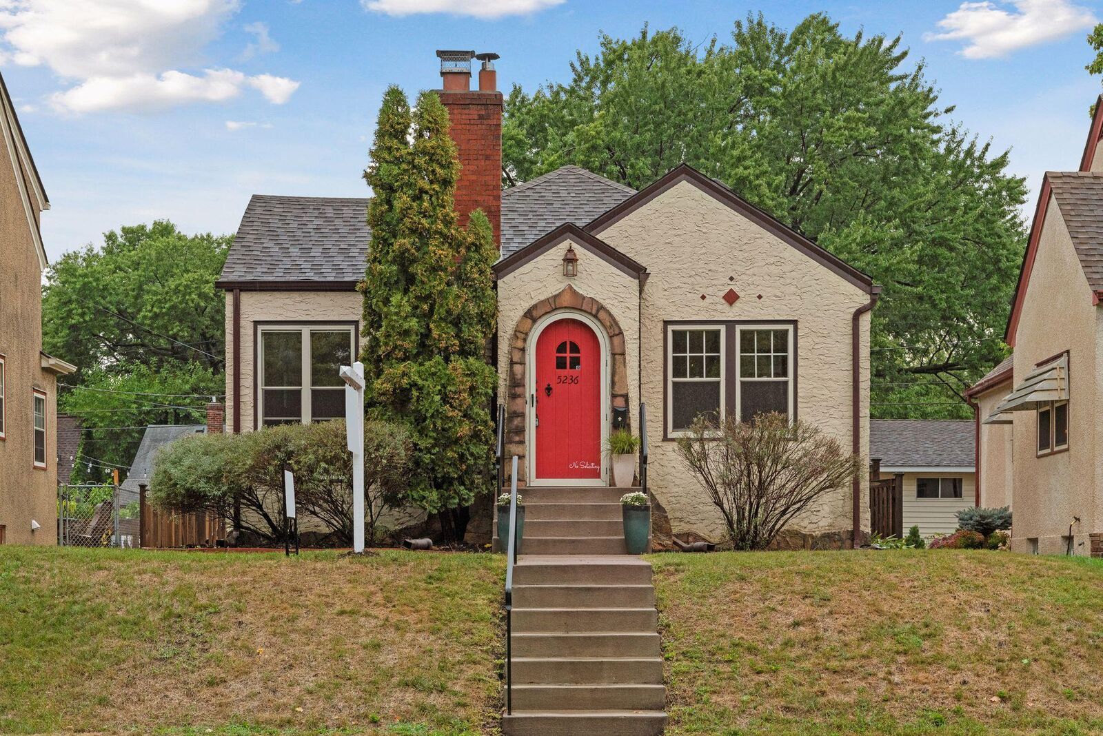 Property Photo:  5236 12th Avenue S  MN 55417 