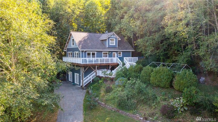 393 E Alder Dr  Sedro Woolley WA 98284 photo