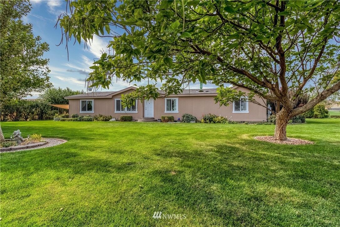 Property Photo:  1191 Watson Loop  WA 99360 