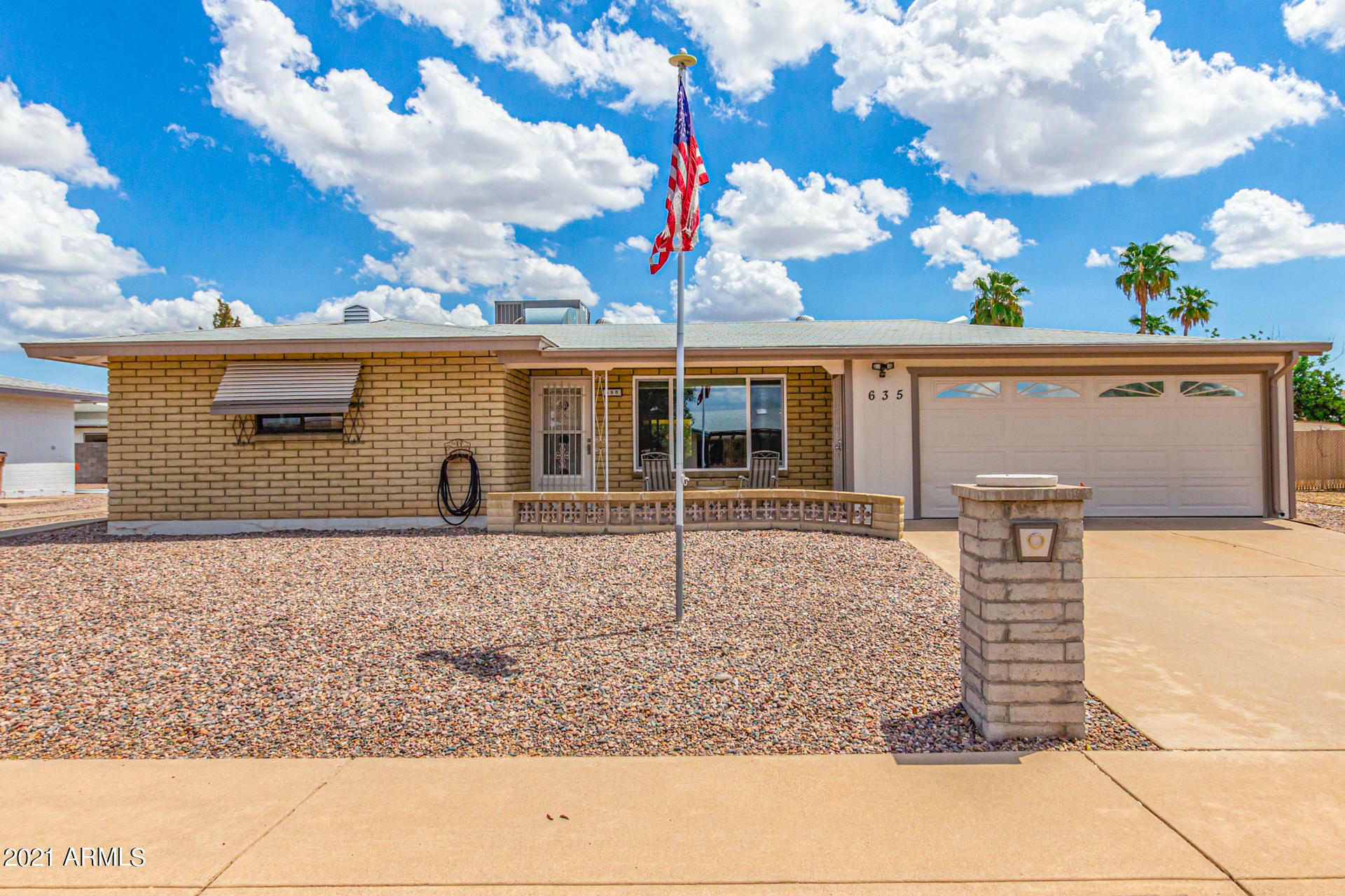 Property Photo:  635 N 65th Place  AZ 85205 