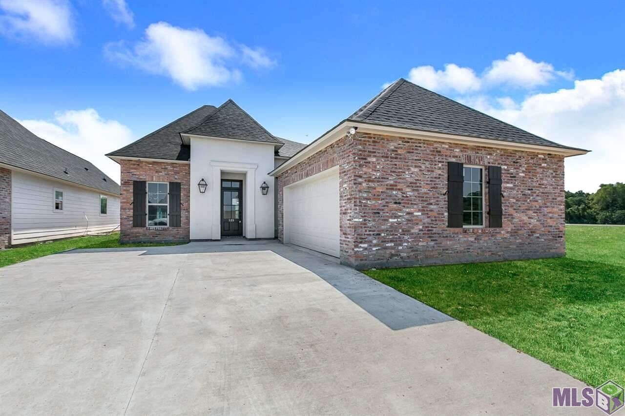 Property Photo: 535 Gadwell Dr LA 70810