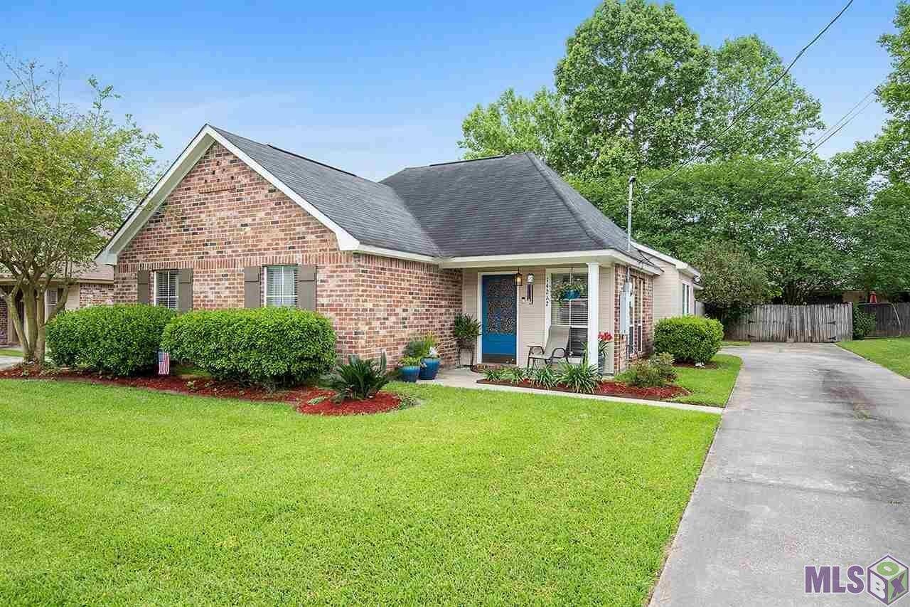 Property Photo: 14212 Parkridge Dr LA 70769