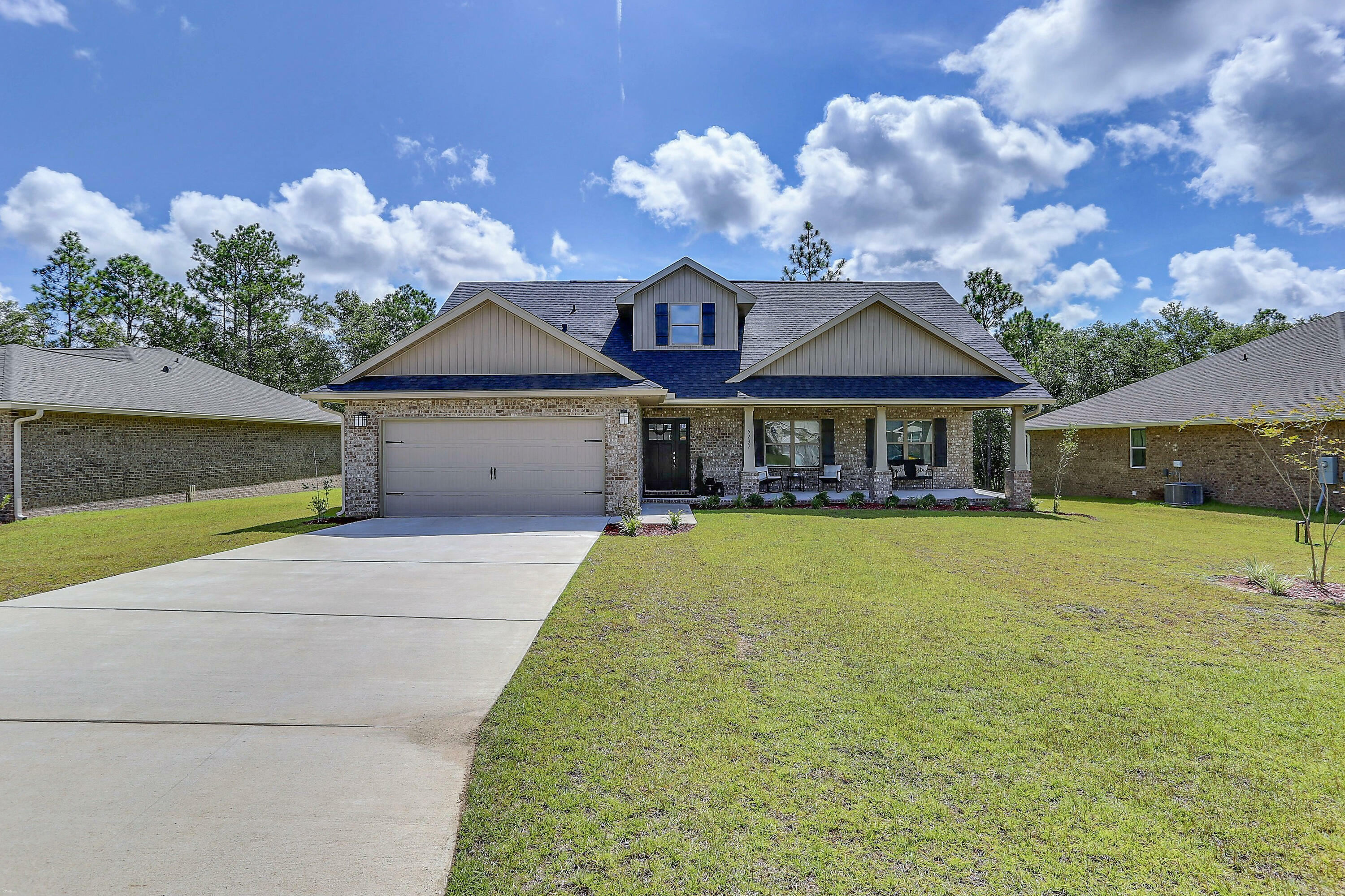 Property Photo:  5737 Marigold Loop  FL 32539 