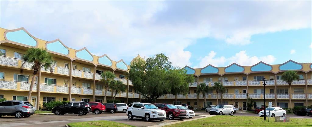 Property Photo: 2467 Finlandia Lane 67 FL 33763