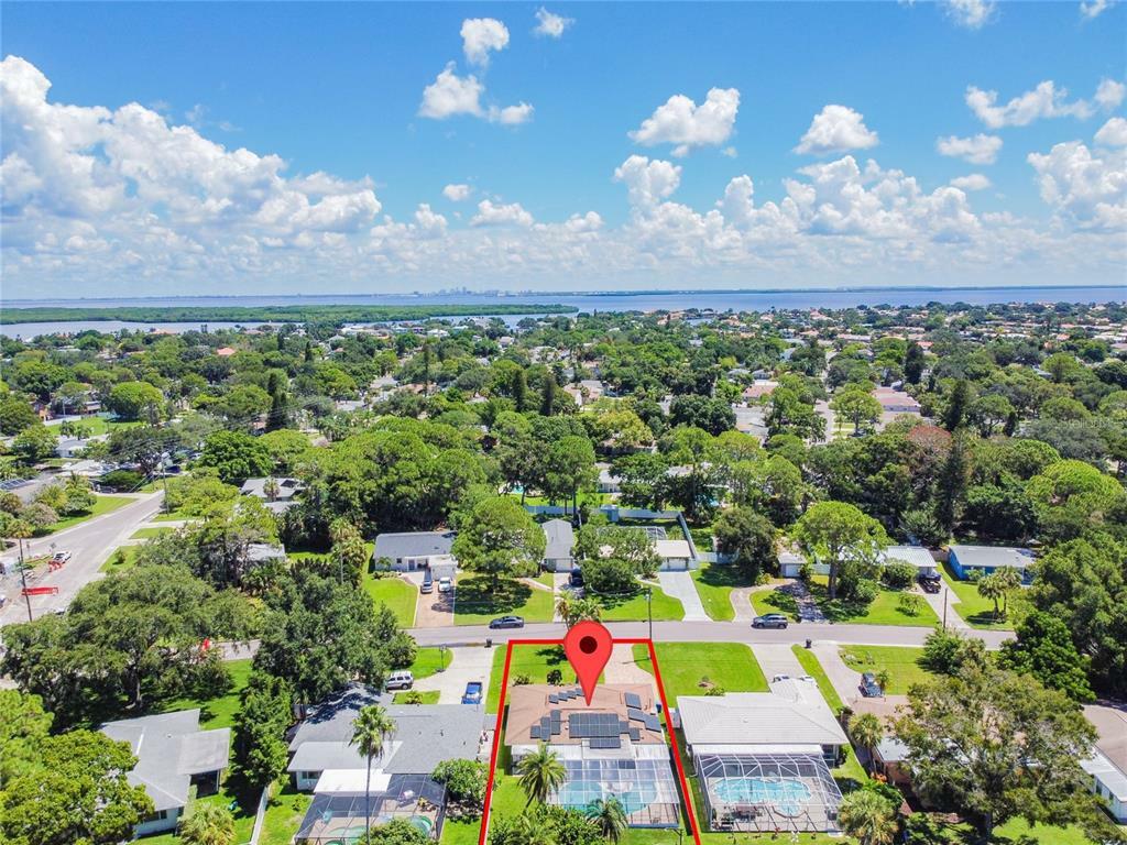 Property Photo:  5024 Venetian Boulevard NE  FL 33703 