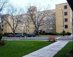 Property Photo: 5335 N California Avenue 202 IL 60625
