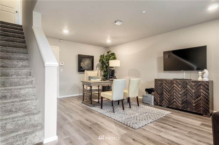 Property Photo:  17521 110th Avenue E B  WA 98374 