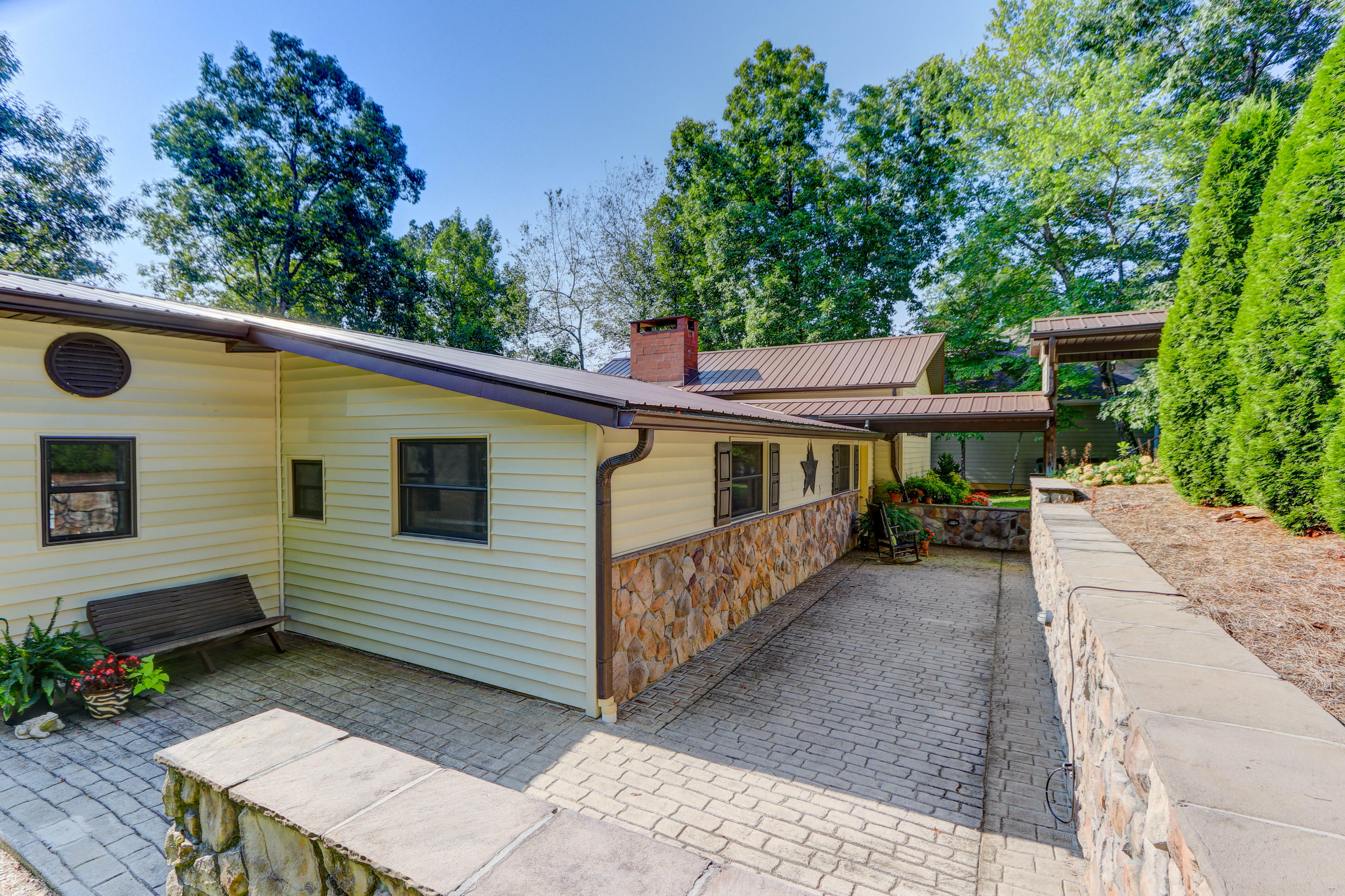 Property Photo:  111 Lake Shadow Drive  TN 37880 