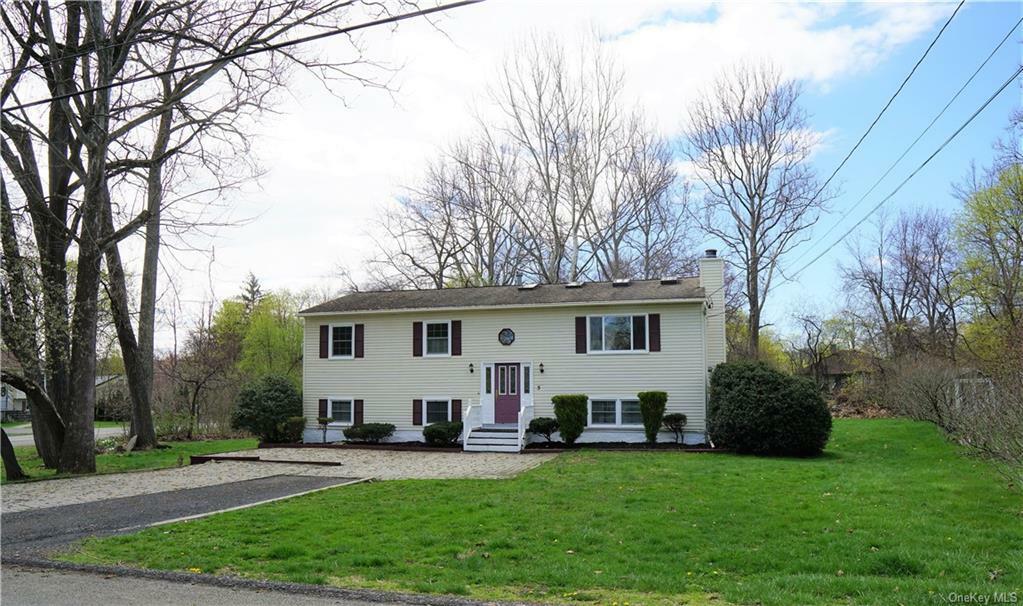 Property Photo:  5 Hill Run Road  NY 12550 