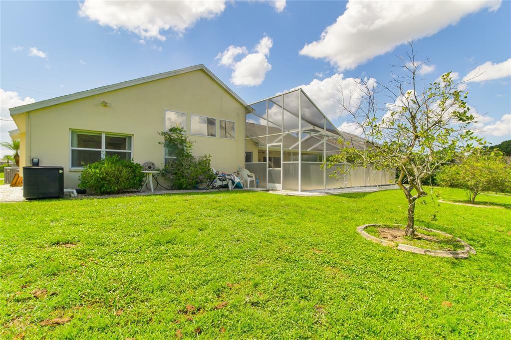 Property Photo:  321 Malpelo Avenue  FL 33983 