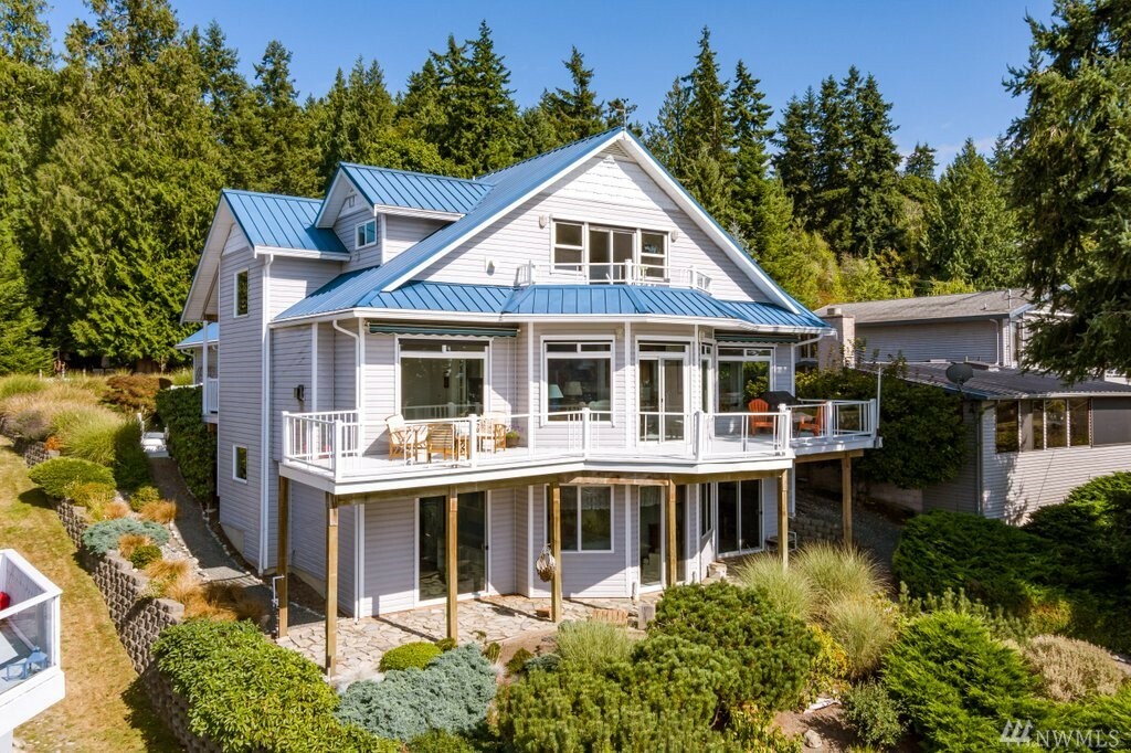 Property Photo:  8160 Cultus Bay Rd  WA 98236 