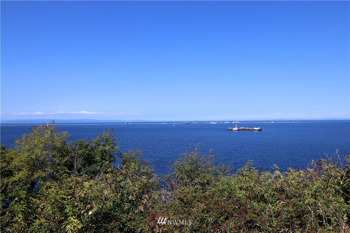 Property Photo: 705 Caroline Street WA 98362