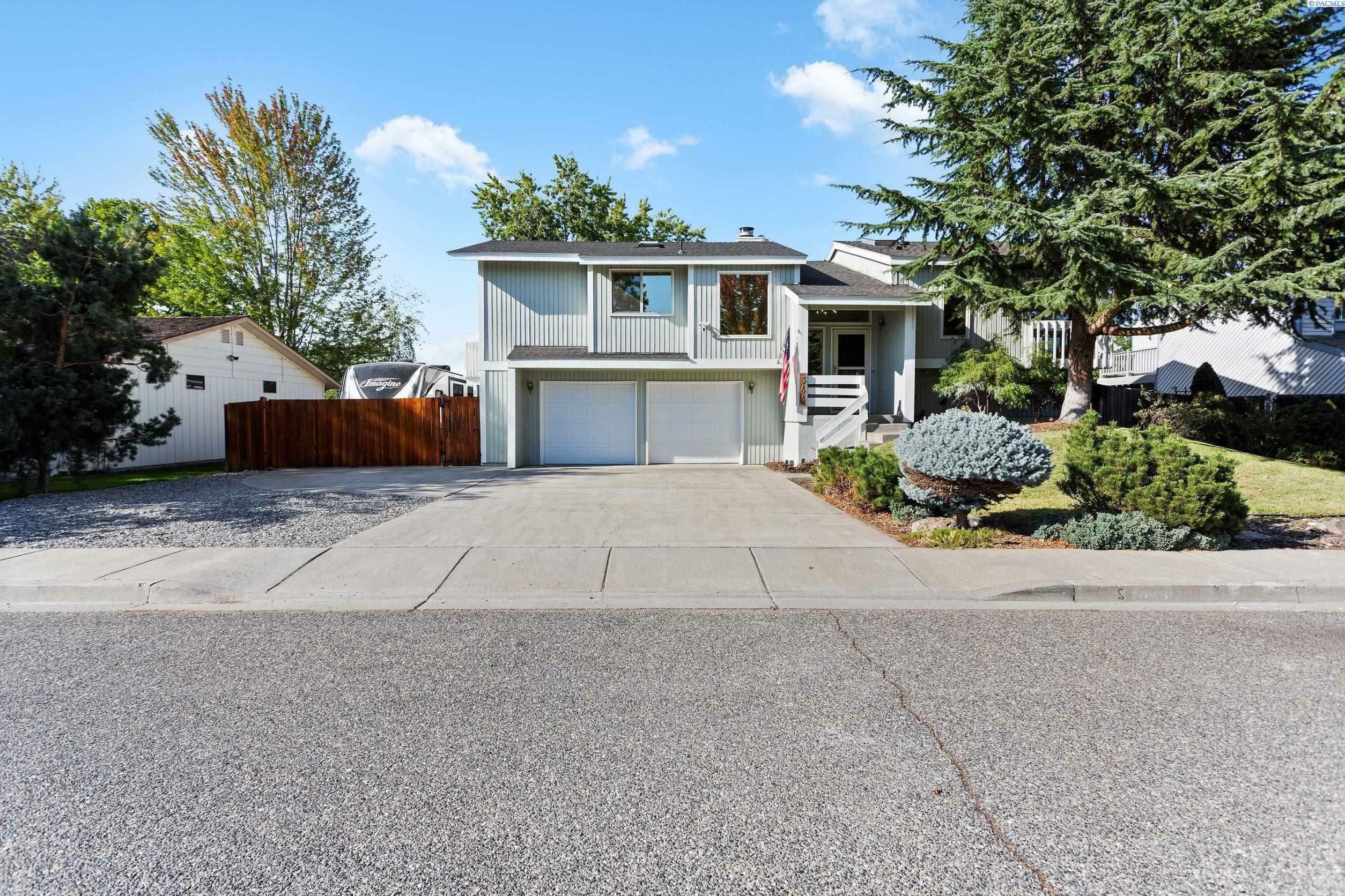 Property Photo:  344 Skagit St  WA 99354 