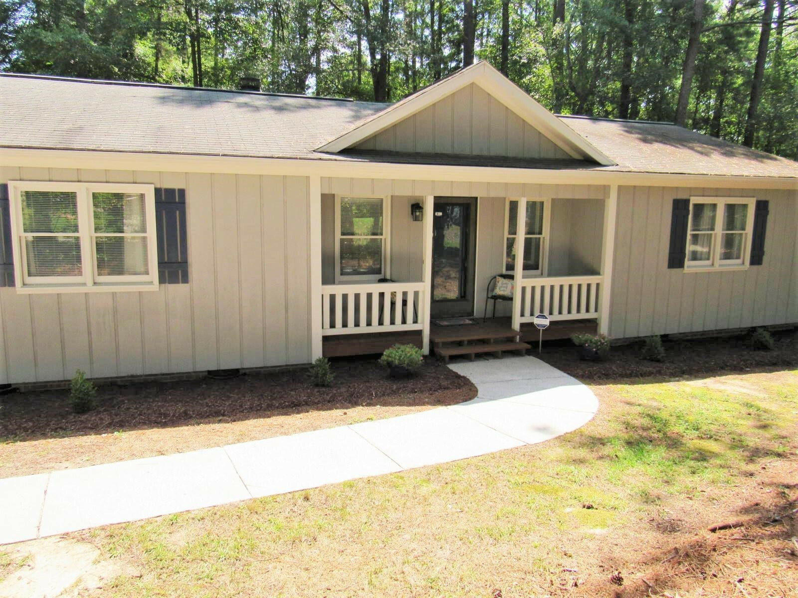 Property Photo: 618 N Mineral Springs Road NC 27703