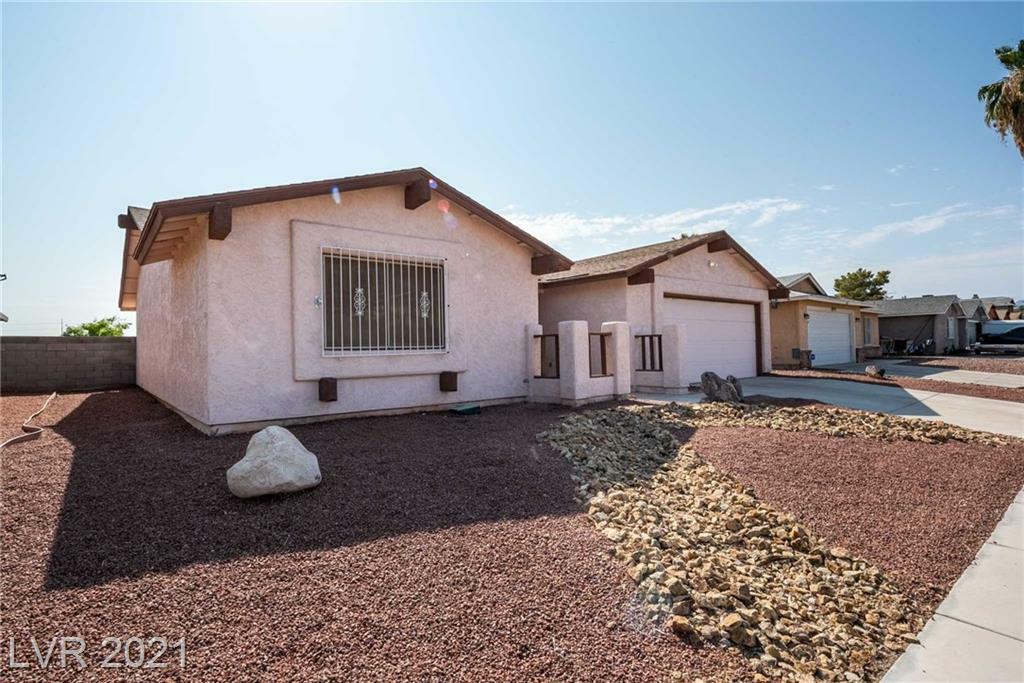 Property Photo:  5186 Pinetree Street  NV 89122 