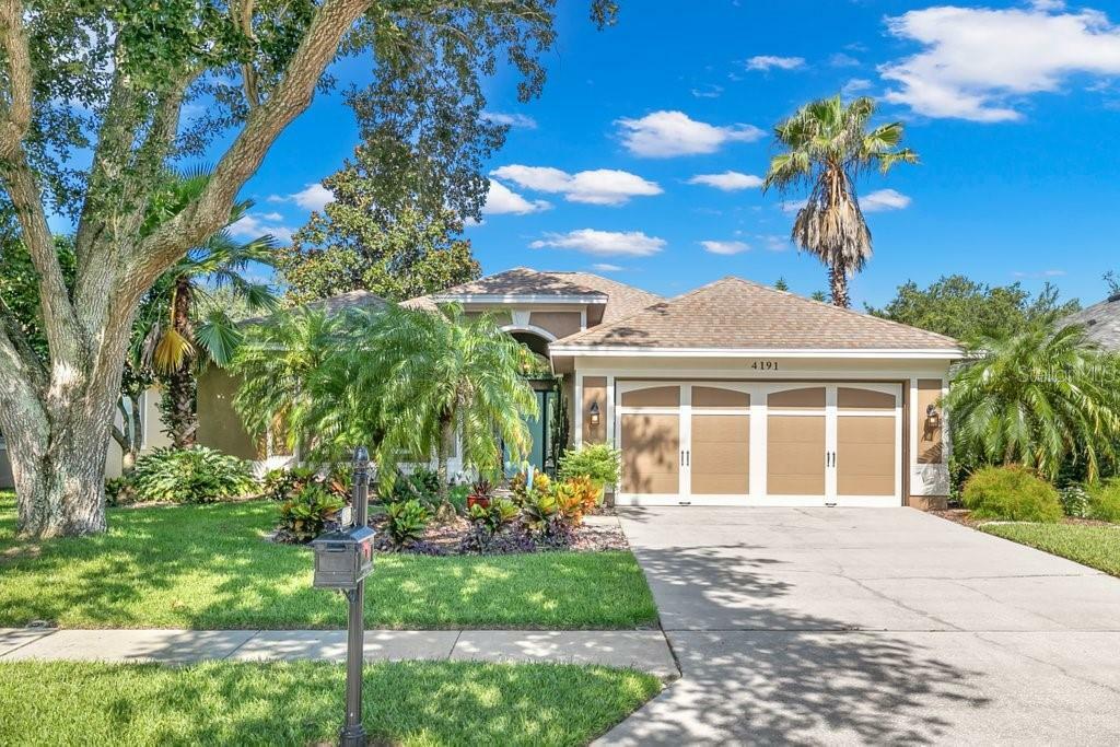 Property Photo: 4191 Grandchamp Circle FL 34685