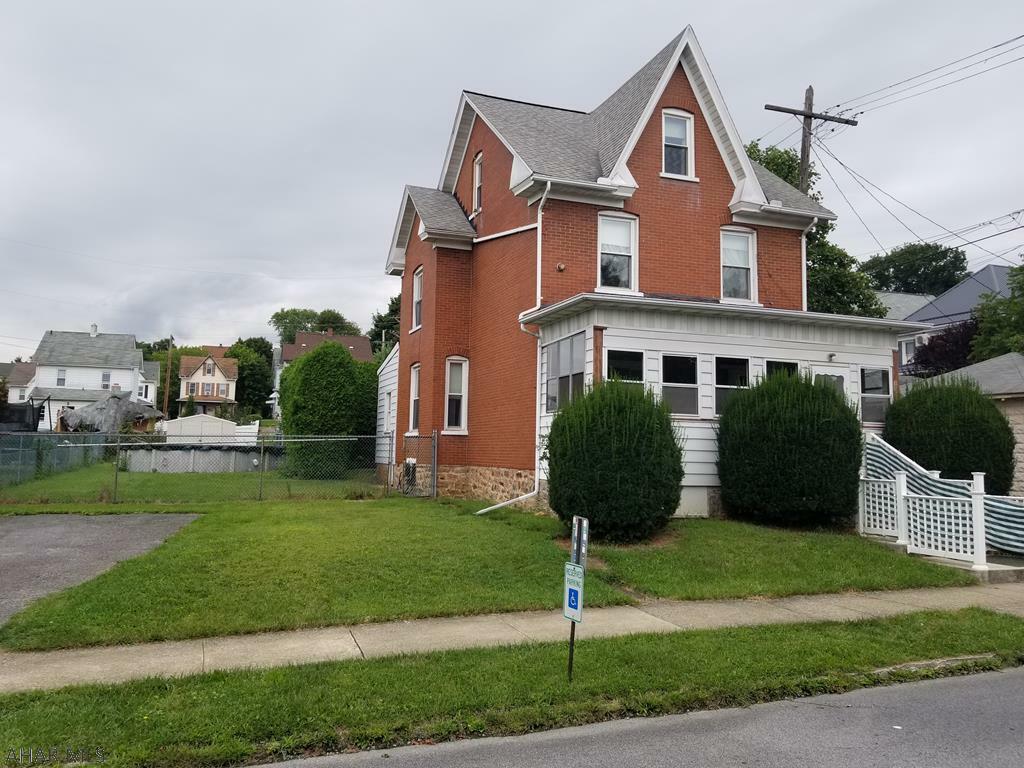 Property Photo:  115 N 12th Avenue  PA 16601 