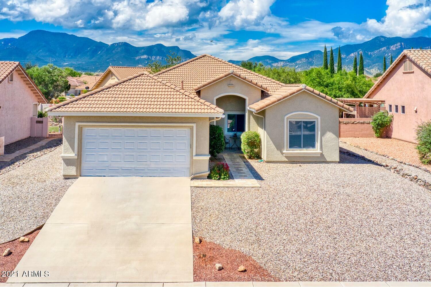 Property Photo:  2946 Softwind Drive  AZ 85650 