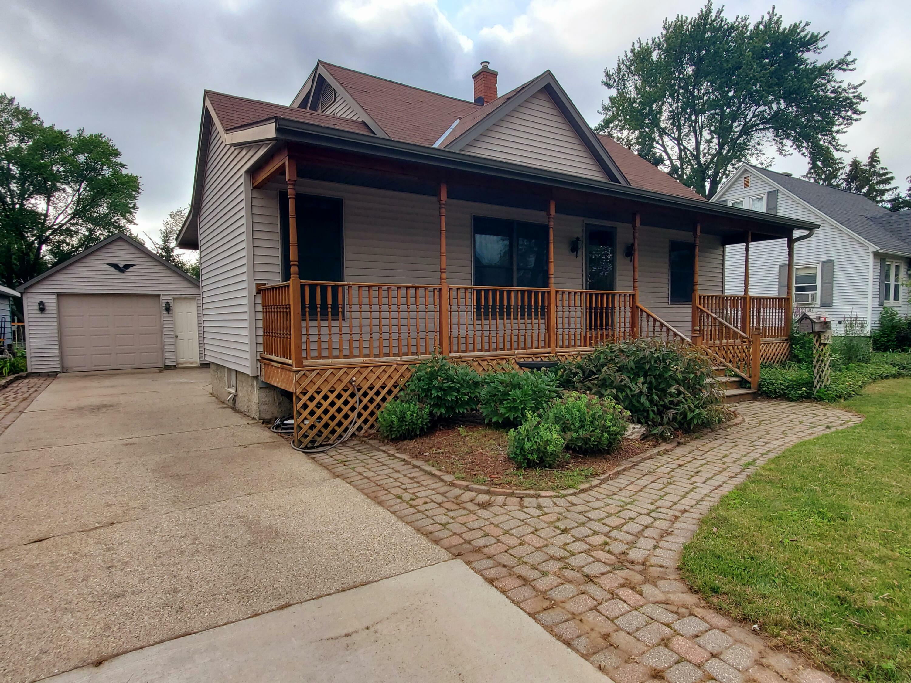 Property Photo:  34 S Jefferson Street  MI 49464 